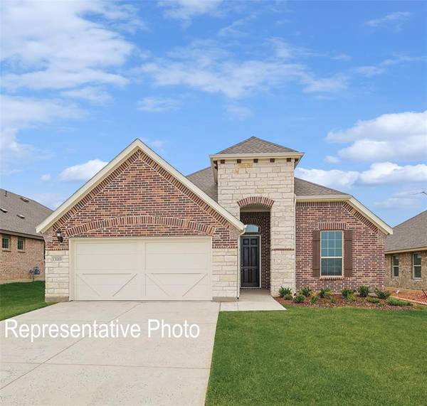 1749 Gateway Lane, Van Alstyne, TX 75495