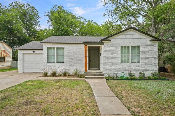 4945 Fairfax Street, Fort Worth, TX 76116