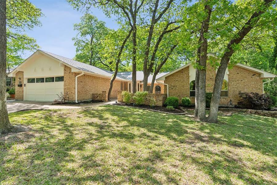 712 Tanglewood Lane, Arlington, TX 76012