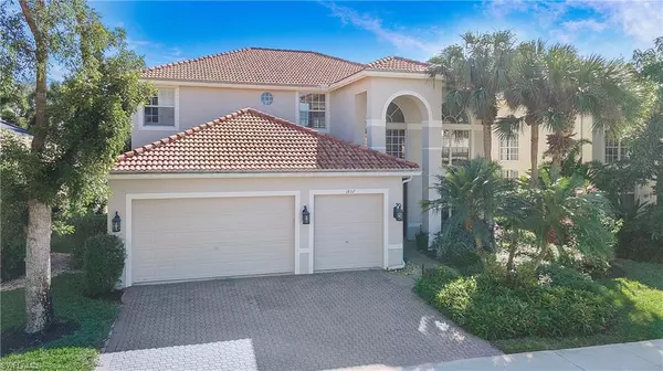 1857 Senegal Date DR, Naples, FL 34119