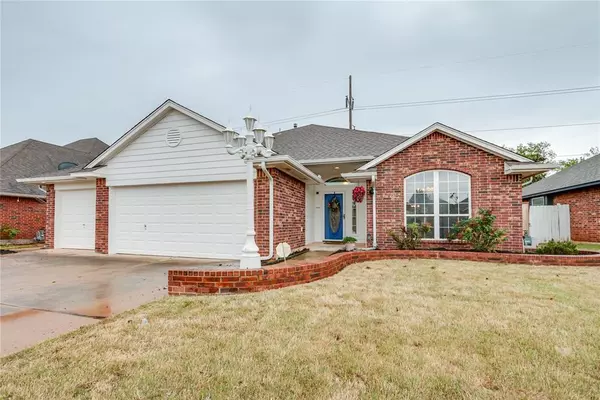 Moore, OK 73160,913 Renita Way