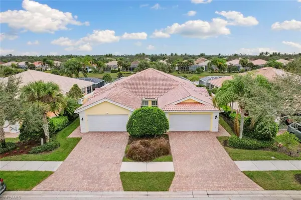 7912 Umberto CT, Naples, FL 34114