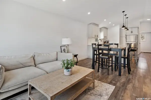 321 3rd STREET E, Saskatoon, SK S7H 1L4