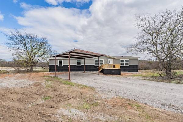 108 Ringo Court, Bridgeport, TX 76426