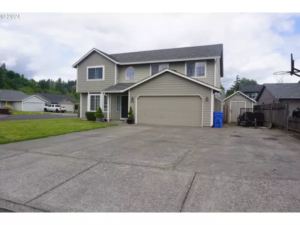 Kelso, WA 98626,113 REGAL LN