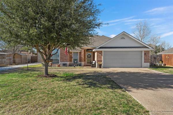 330 Deerwood Drive,  Waco,  TX 76712