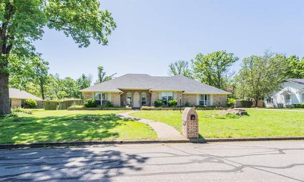 1404 Brandy Circle,  Sulphur Springs,  TX 75482