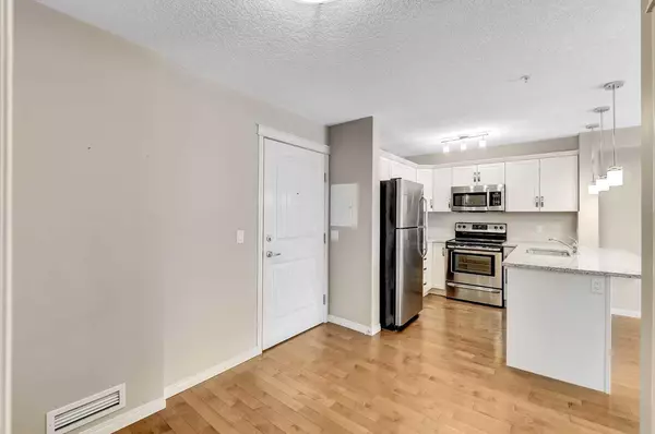 Calgary, AB T3K 0V9,175 Panatella HL NW #2317