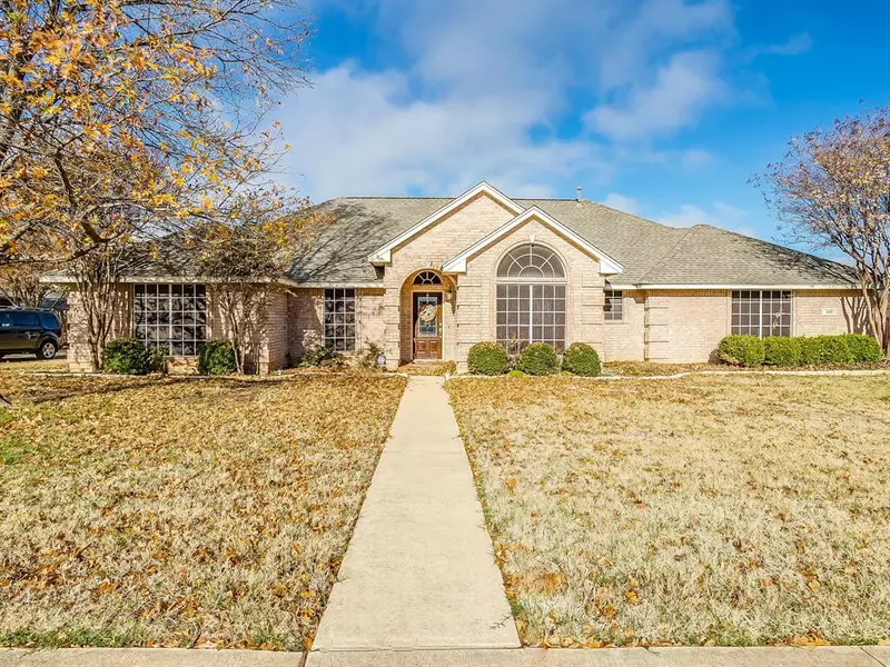 1200 Wilderness Trail, Crowley, TX 76036