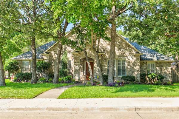 709 Red Oak, Crowley, TX 76036