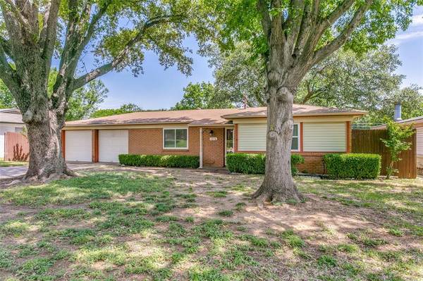 Hurst, TX 76053,1216 Valentine Street