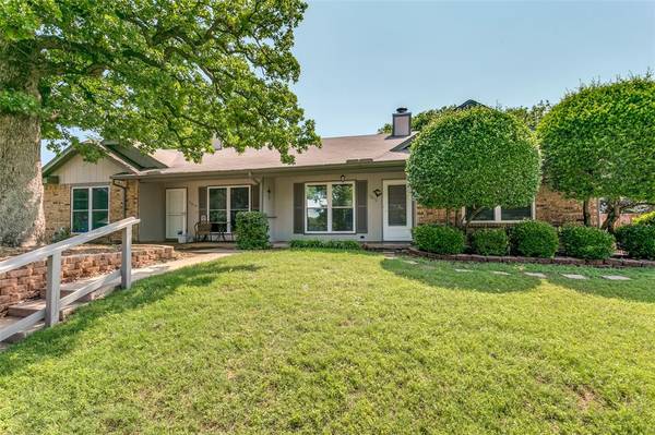 3012 Kathleen Lane, Euless, TX 76039