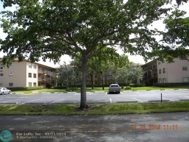 100 SW 132nd Way  #K208, Pembroke Pines, FL 33027