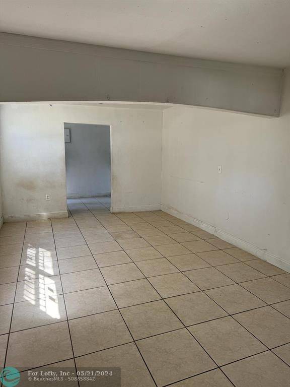 Opa-locka, FL 33054,1046 Jann Ave