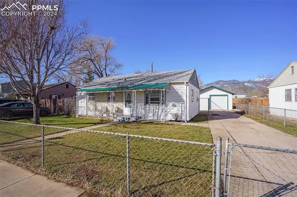 541 E Saint Elmo AVE, Colorado Springs, CO 80905