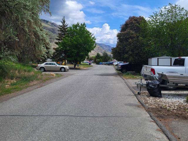Kamloops, BC V2H 1T7,15 3099 SHUSWAP RD