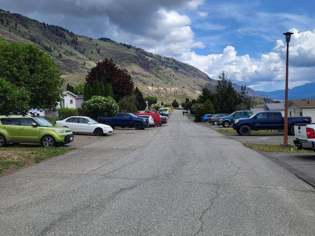 Kamloops, BC V2H 1T7,15 3099 SHUSWAP RD