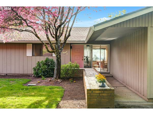 17845 SW SHAWNEE TR, Tualatin, OR 97062