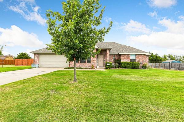 105 Universal Drive, Fate, TX 75189