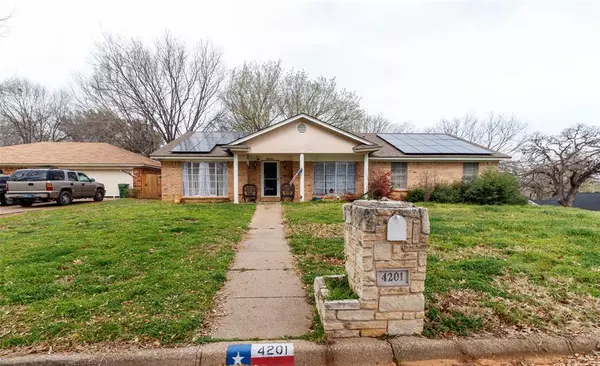 Arlington, TX 76016,4201 Oakhaven Court