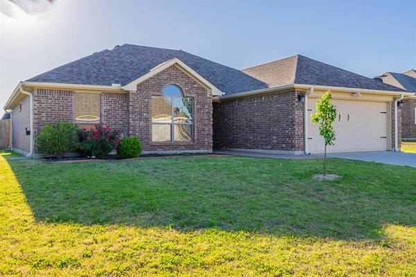 4027 High Plains Drive, Sanger, TX 76266