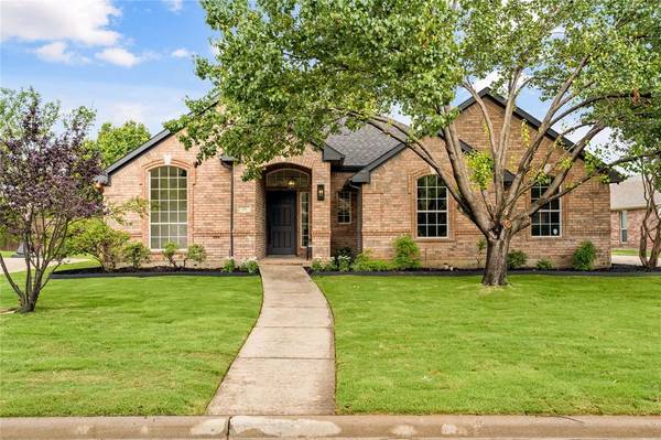 15 Lakeview Drive, Trophy Club, TX 76262