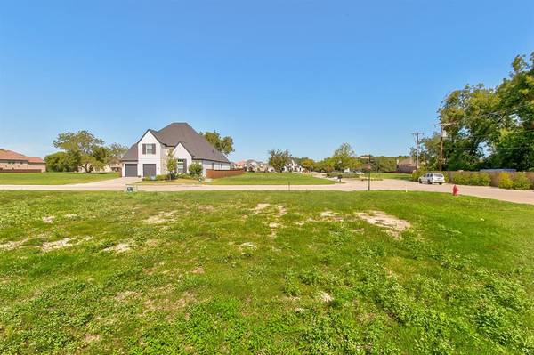 6001 Bridgecreek Way, Westworth Village, TX 76114