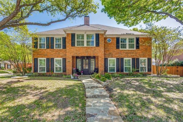 3208 Westbury Lane,  Richardson,  TX 75082