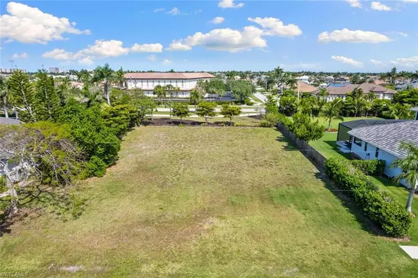 Marco Island, FL 34145,1472 Collingswood AVE