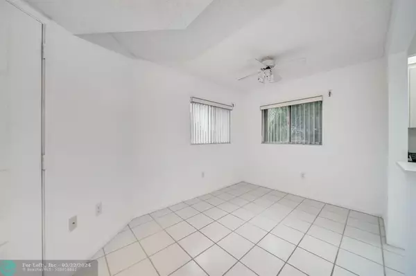 Pembroke Pines, FL 33027,12955 SW 16th Ct  #201 M