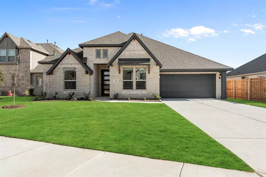 223 Clairmont Drive, Ponder, TX 76259