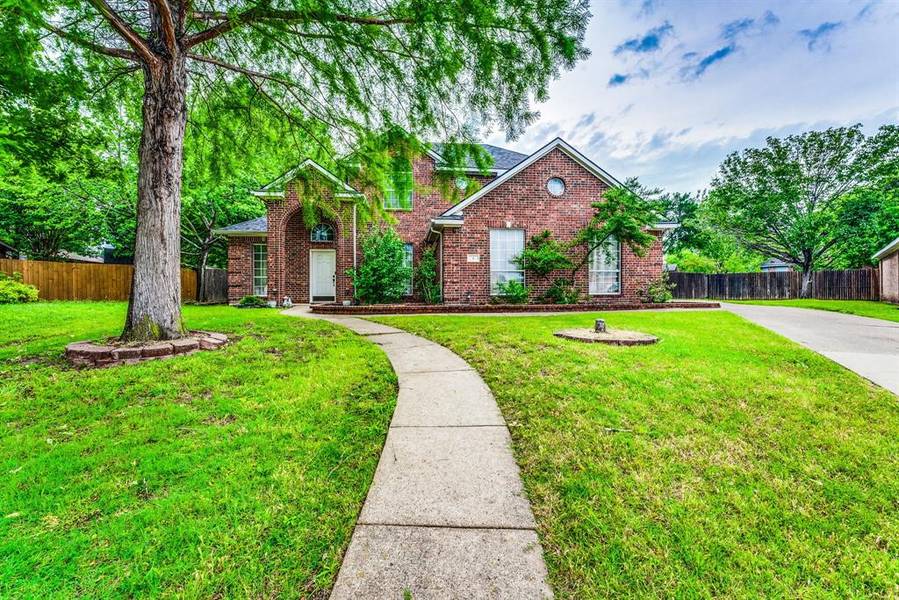 4 Brittany Court, Mansfield, TX 76063