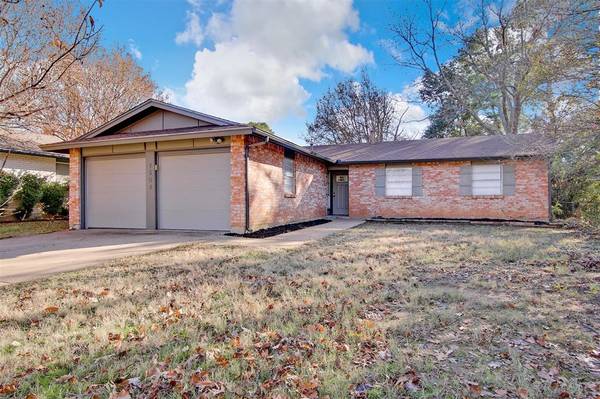 2508 Buffalo Drive, Arlington, TX 76013