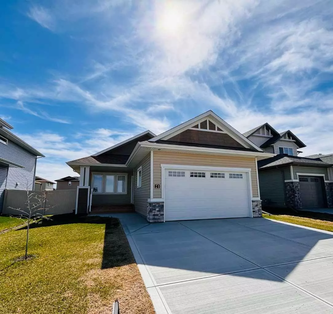 Lacombe, AB T4L 0J4,21 Panorama AVE