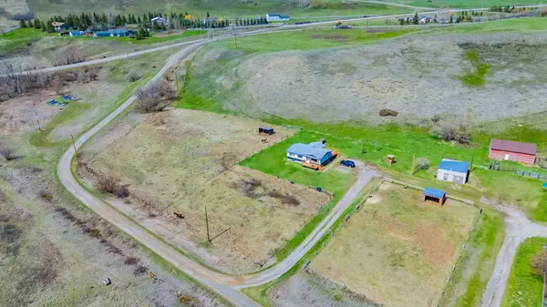 Rural Foothills County, AB T1S 4T6,290088 1121 DR E #100