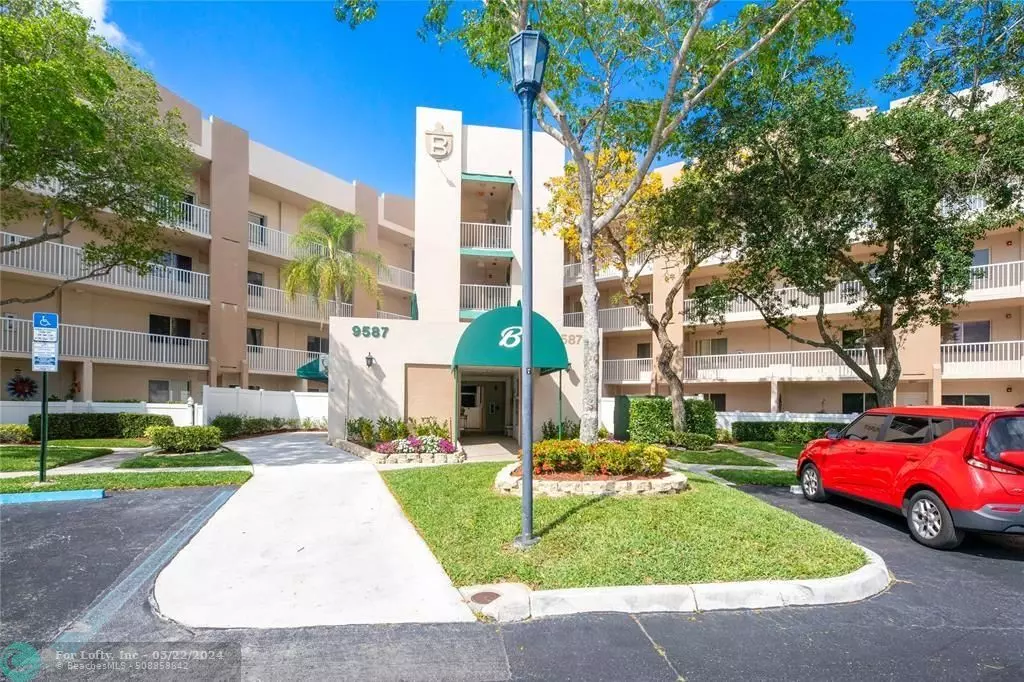 Fort Lauderdale, FL 33321,9587 Weldon Cir  #410