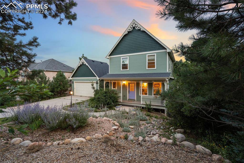 49 Walnut AVE, Palmer Lake, CO 80133