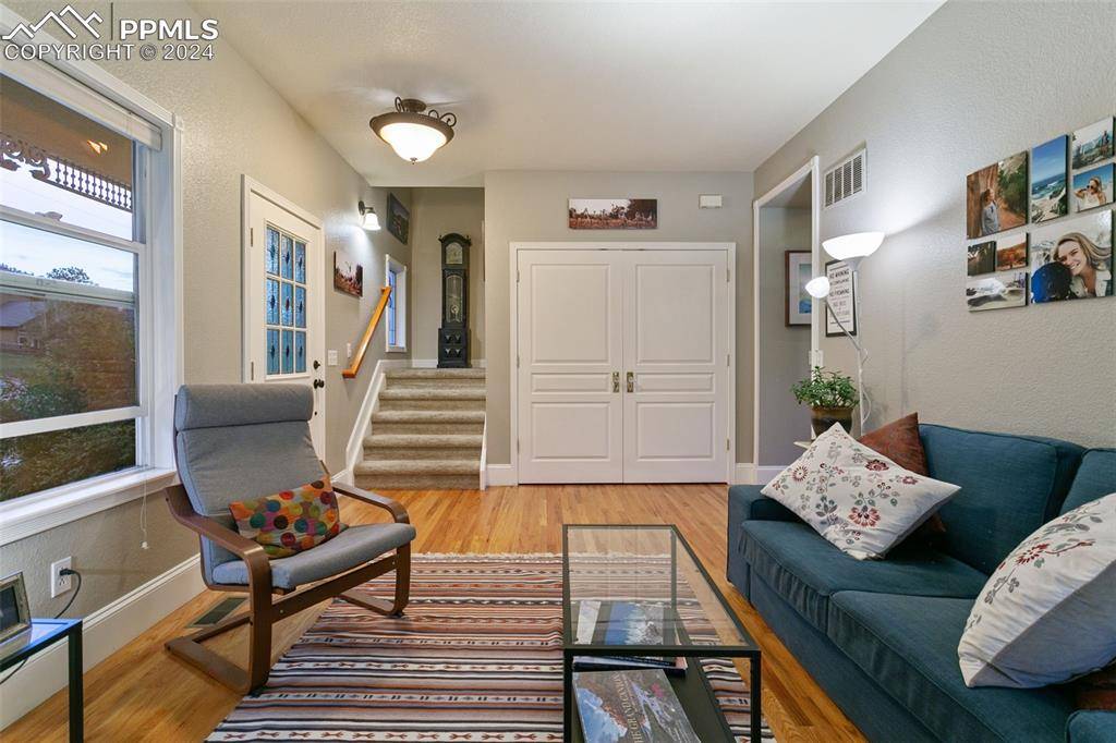 Palmer Lake, CO 80133,49 Walnut AVE
