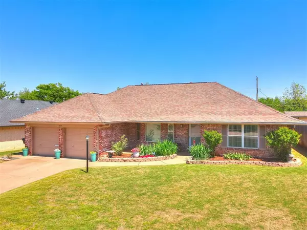 6812 N Ann Arbor Terrace, Oklahoma City, OK 73132