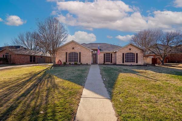 624 Whitetail Deer Lane, Crowley, TX 76036