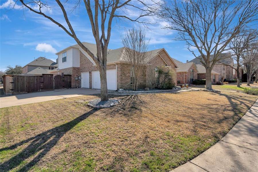 728 Twin Valley Drive, Murphy, TX 75094