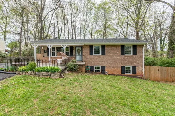 307 Woodway DR, Lynchburg, VA 24501