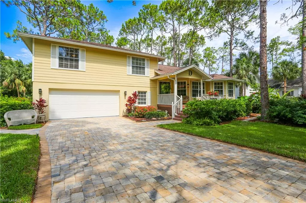 Naples, FL 34110,452 Corbel DR