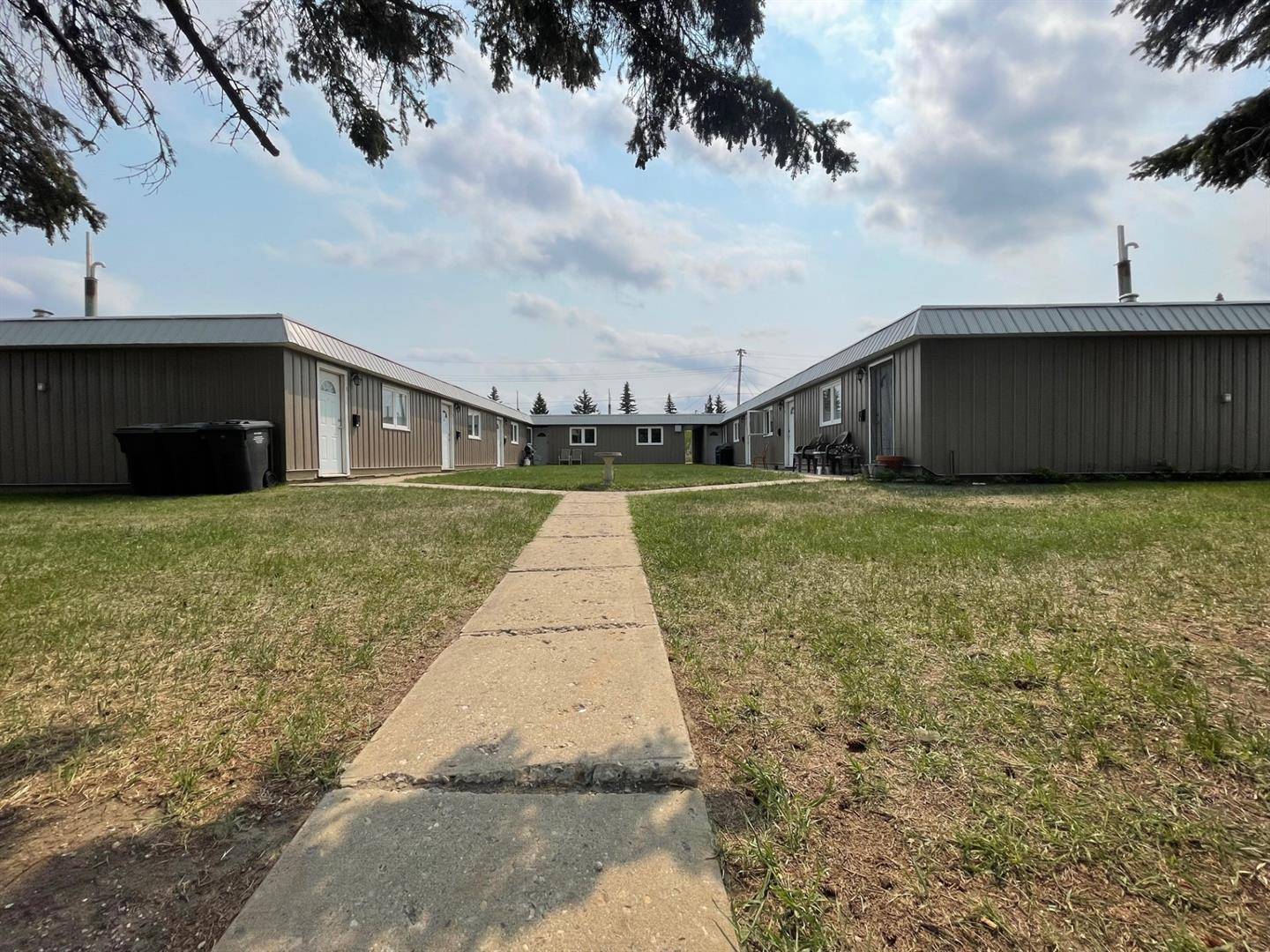 Lloydminster, AB T9V 1C7,5675 43 ST #-