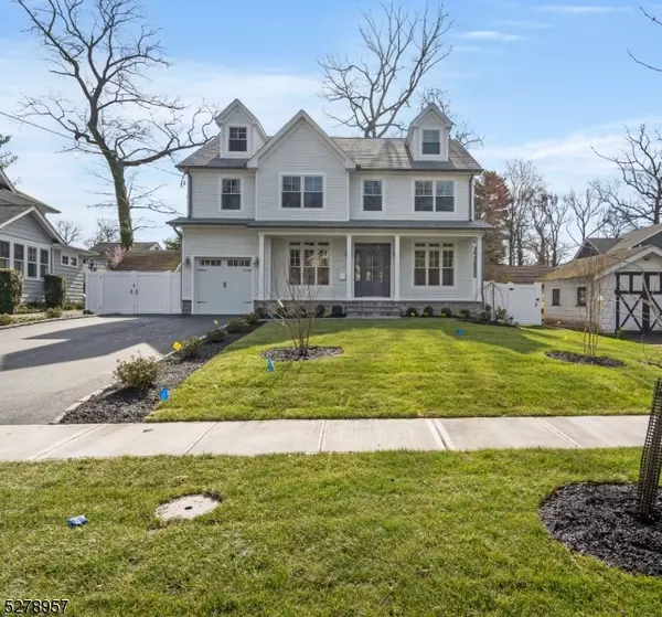 237 Midwood Pl, Westfield Town, NJ 07090