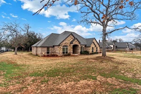 Springtown, TX 76082,8500 Old Springtown Road