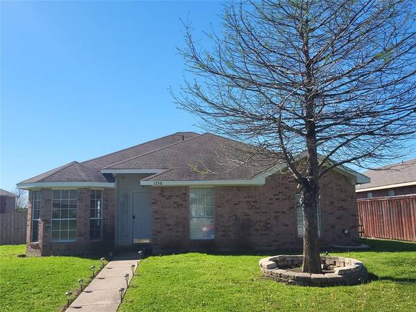 1256 Cypress Lane,  Lancaster,  TX 75146