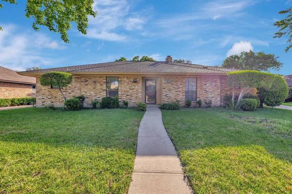 3801 Danbury Drive, Arlington, TX 76016