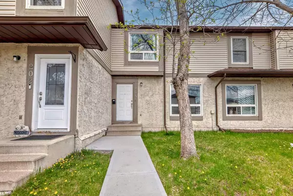 Calgary, AB T2J 6M7,204 Deerpoint LN SE