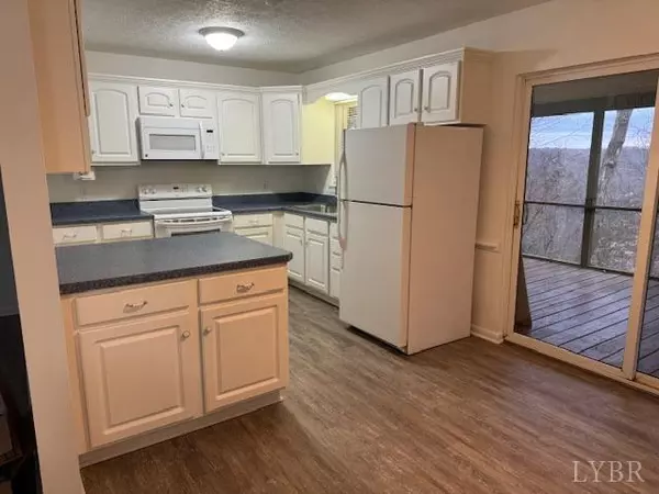 Lynchburg, VA 24501,1202 Dandridge DR